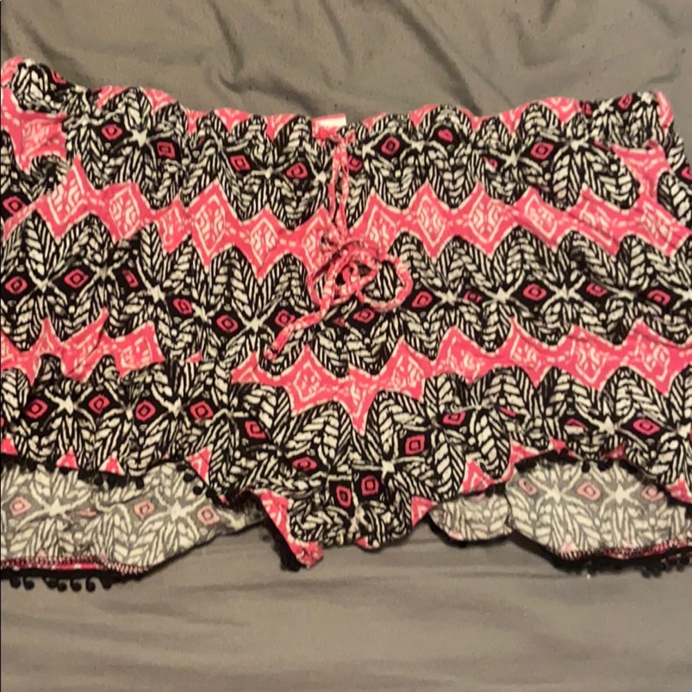 flowy skort mix of pink white and black